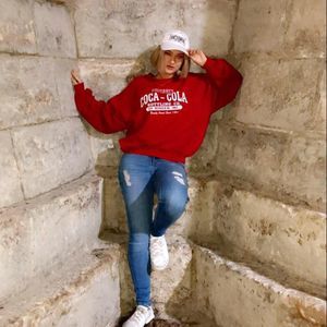 Meet your Posher, Hallie